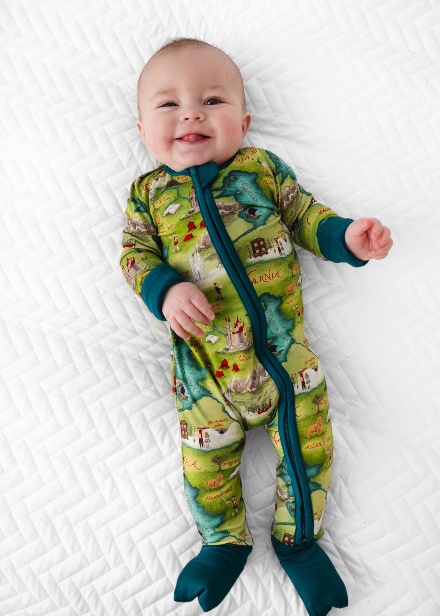 The Chronicles of Narnia® Bamboo Zippered Sleeper – Little Crowns