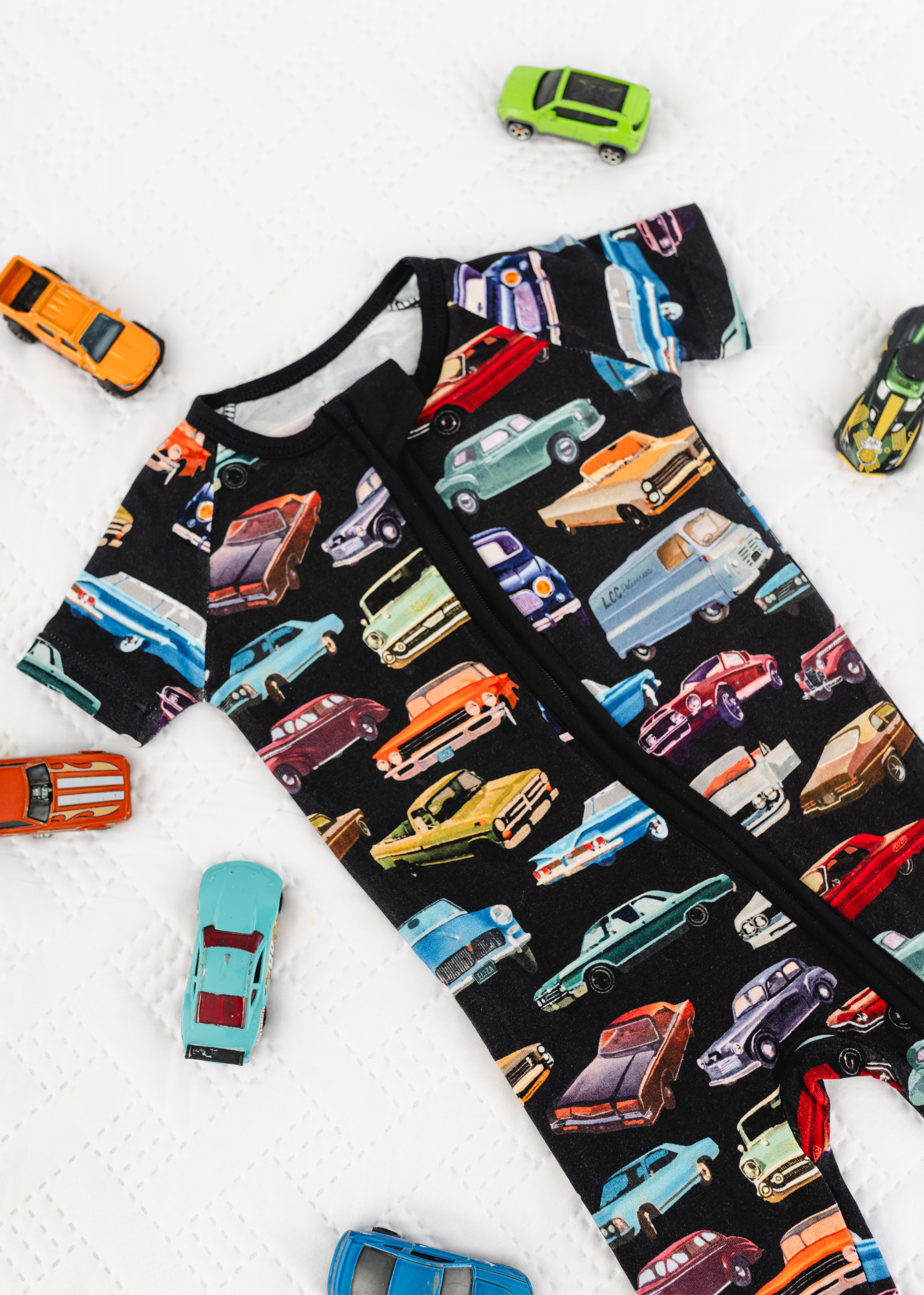 Vintage Cars Short Sleeve Bamboo Sleeper