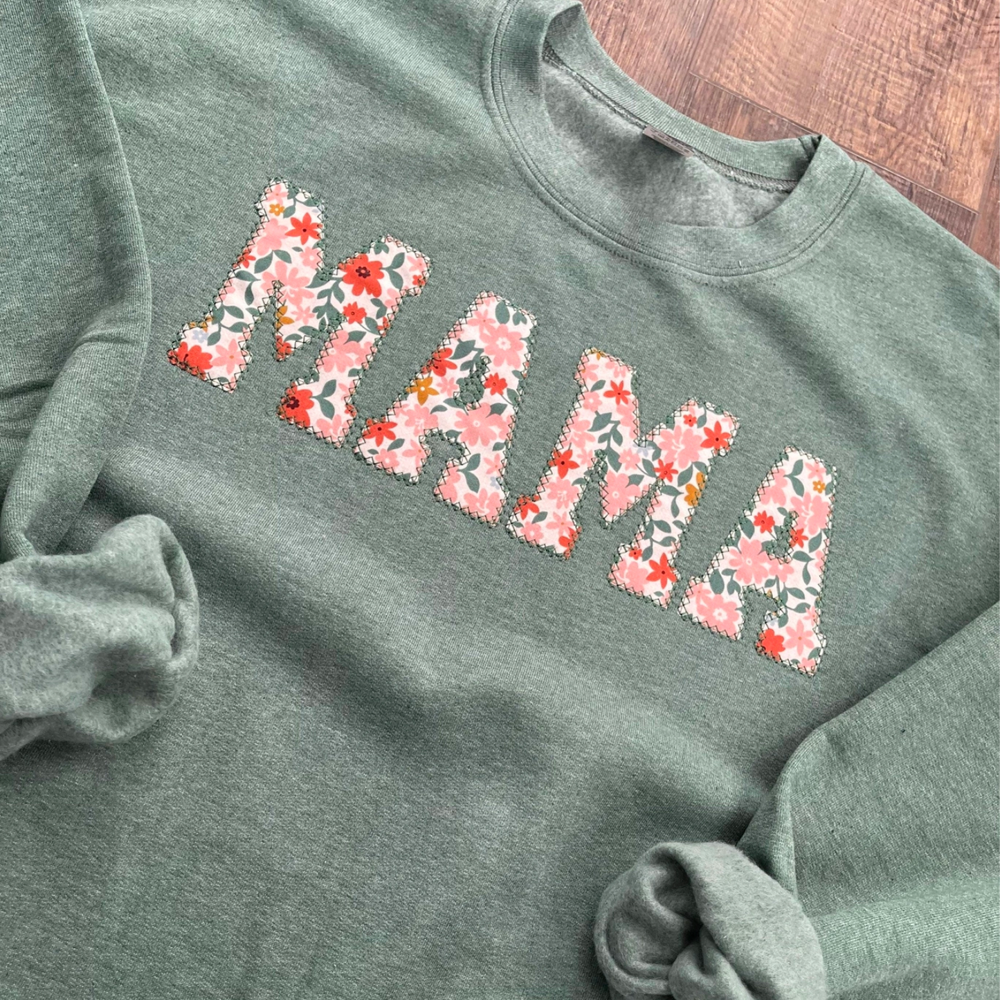 MAMA CREWNECK SWEATSHIRTS