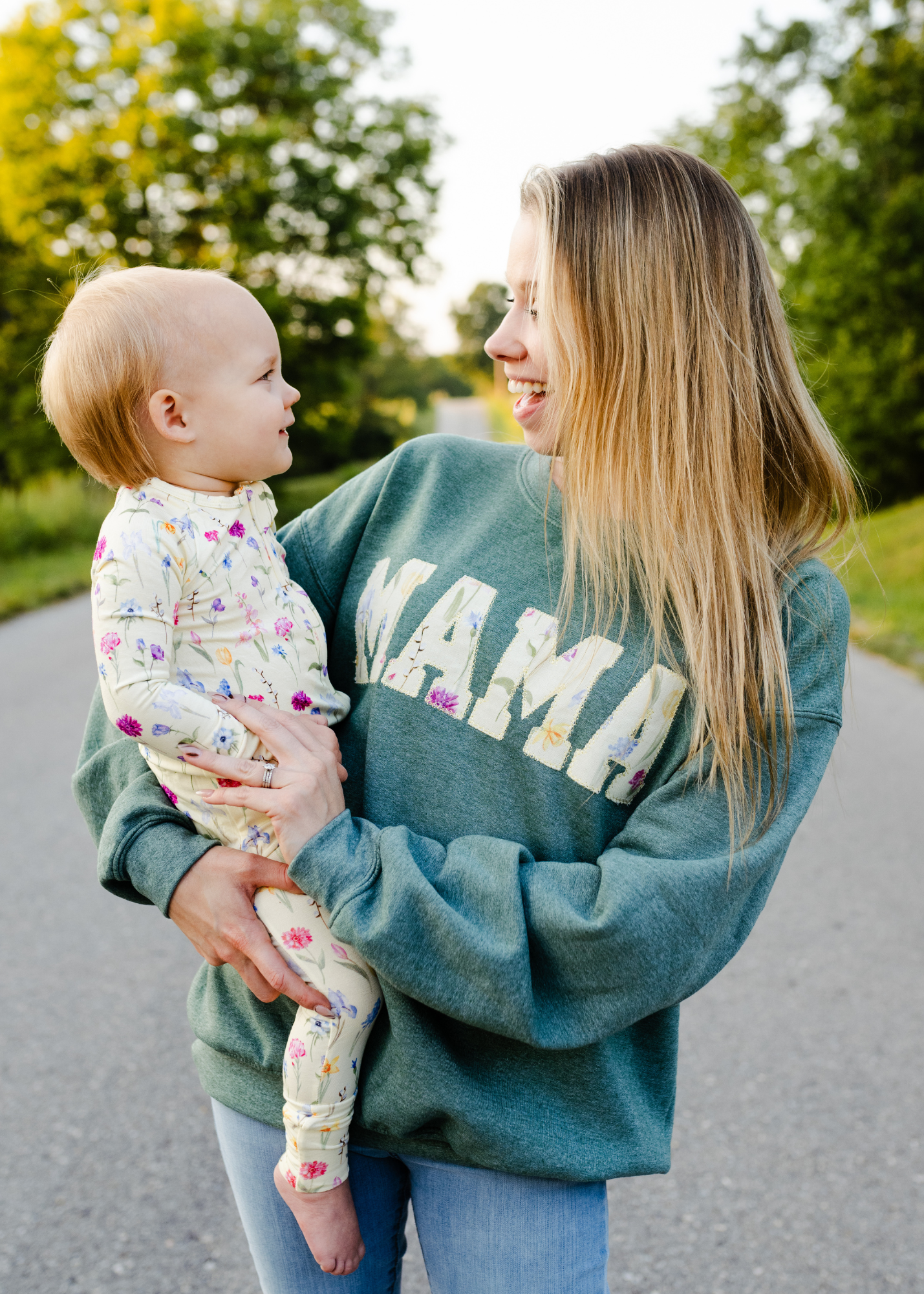 MAMA Crewneck Sweatshirts - Beautiful Blooms