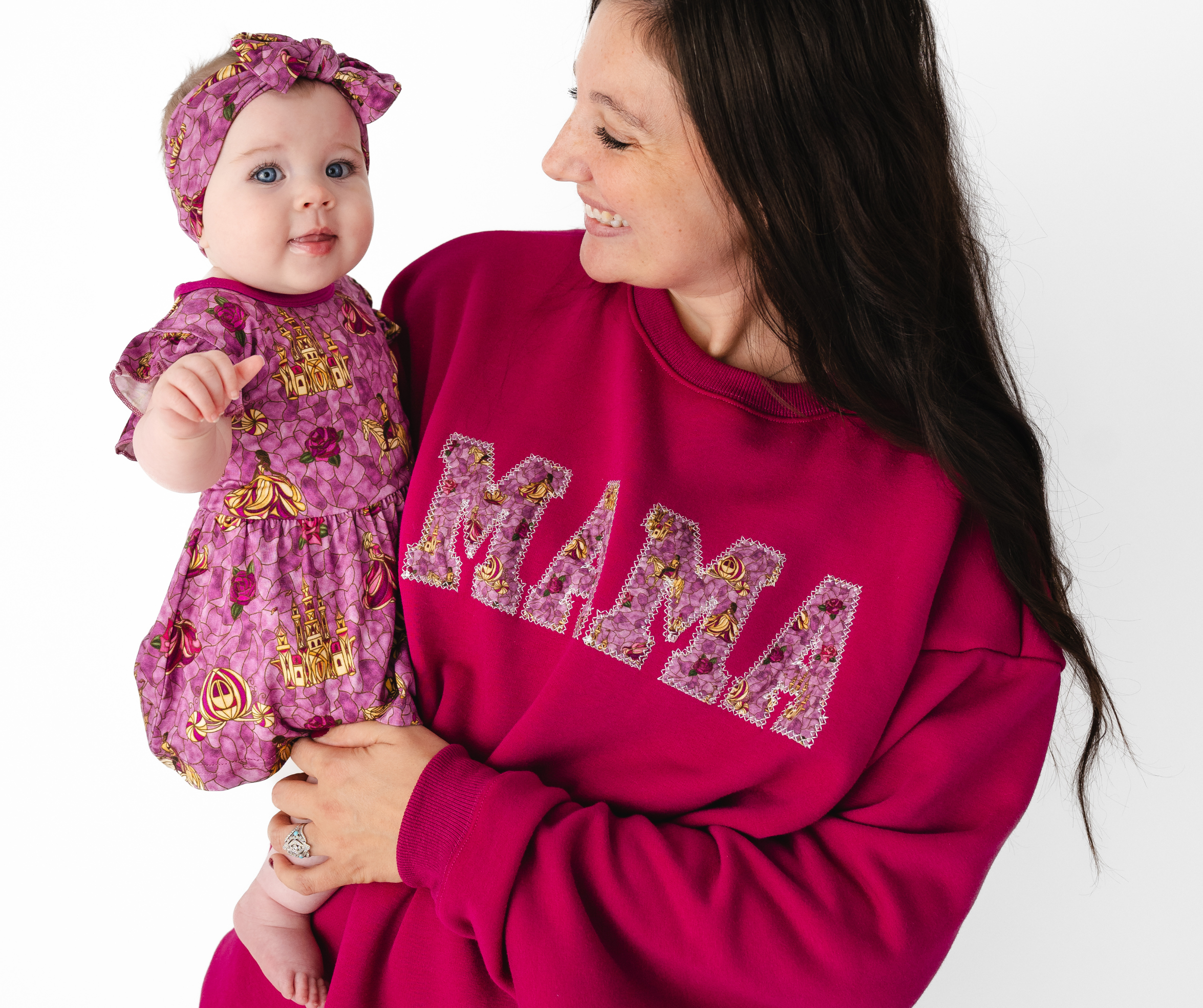 MAMA Sweatshirts