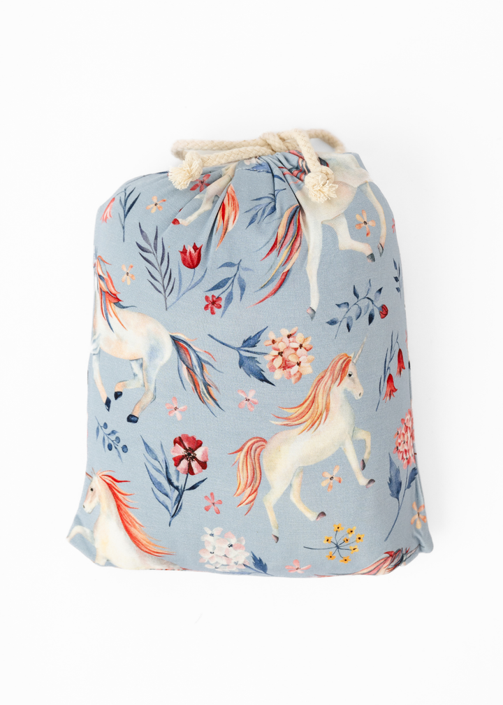 Unicorns Bamboo Crib Sheet