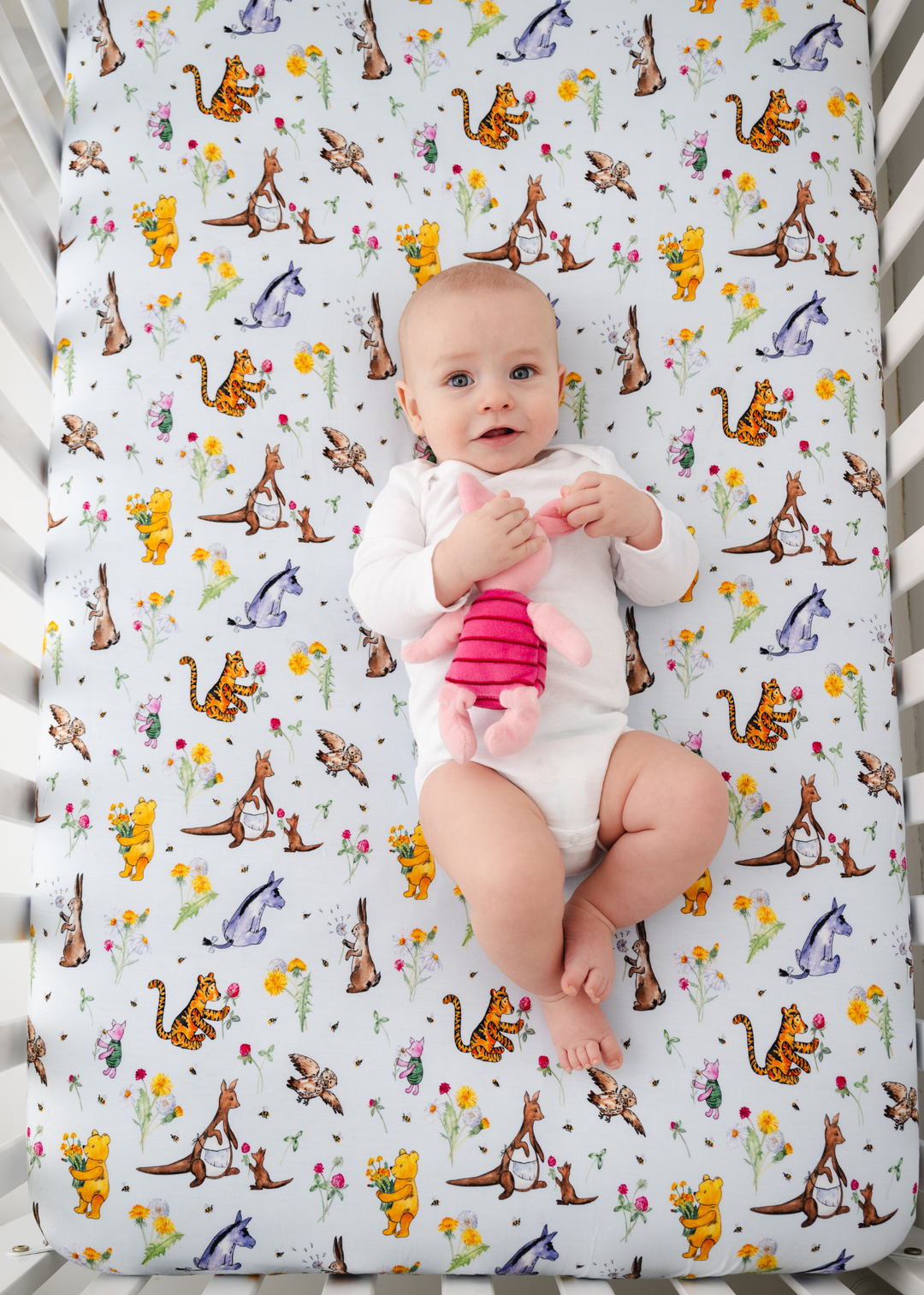 Winnie-the-Pooh in Bloom Bamboo Crib Sheet