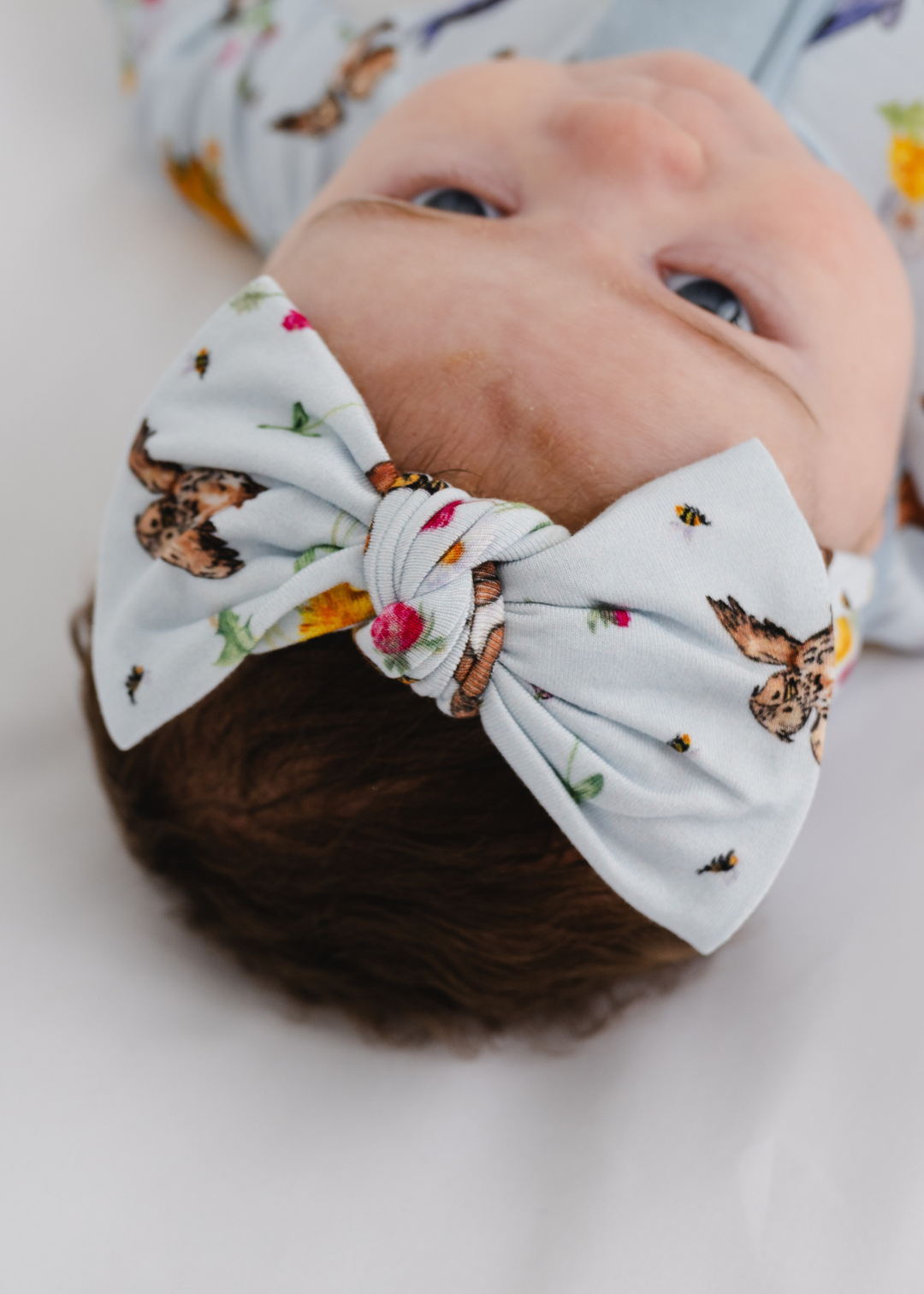 Winnie-the-Pooh in Bloom Hair Bow