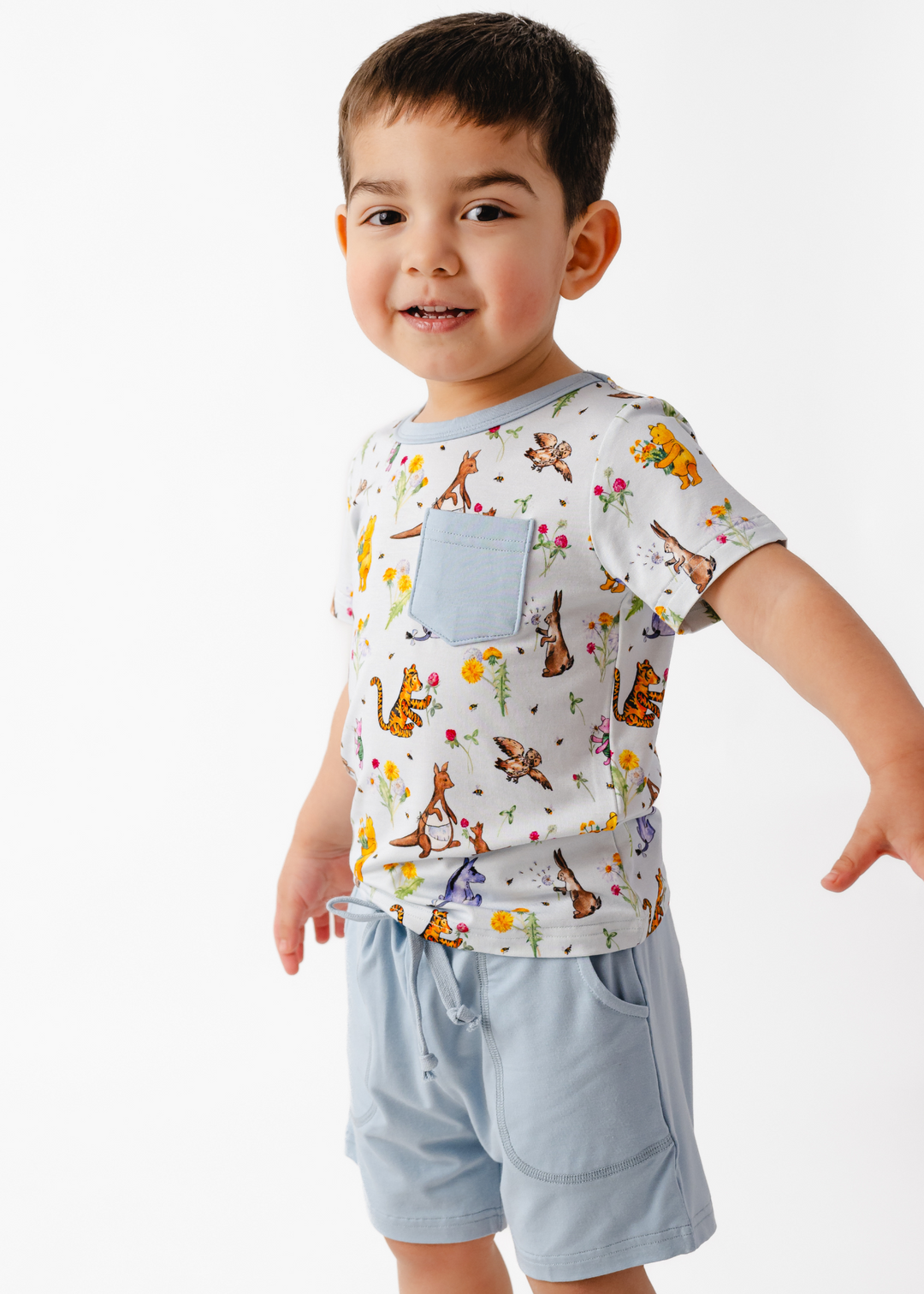 Winnie-the-Pooh in Bloom Pocket Tee & Short Sets