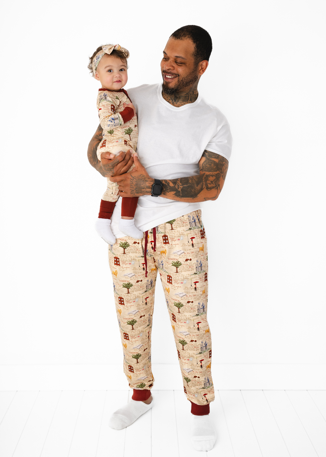 The Chronicles of Narnia® Adult Unisex Jogger Pants