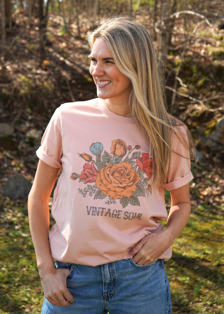 VINTAGE SOUL FLORAL MOM TEE