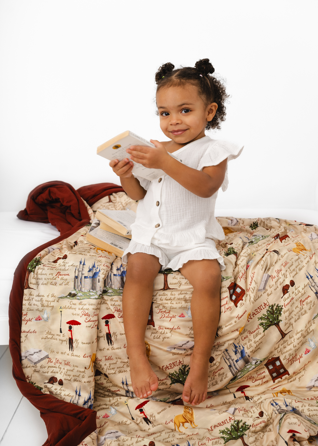 The Chronicles of Narnia® Large Quilted Bamboo Blanket