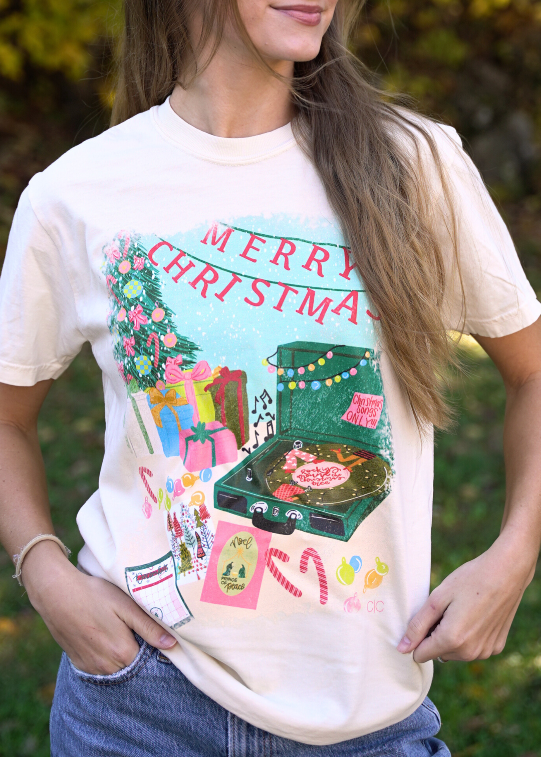 Merry Christmas Graphic Tee