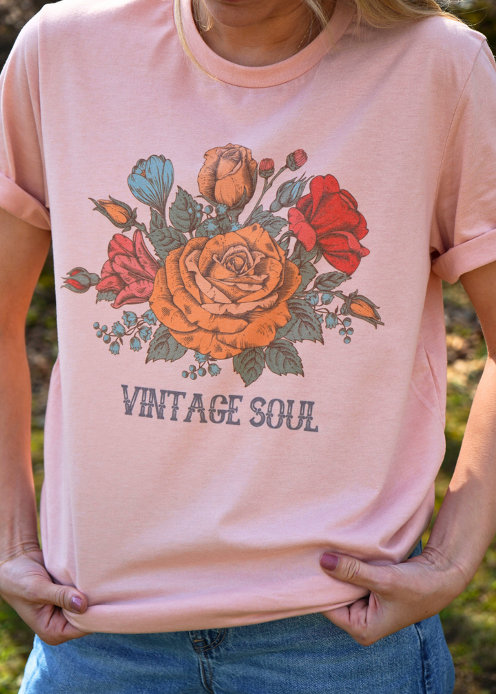 VINTAGE SOUL FLORAL MOM TEE