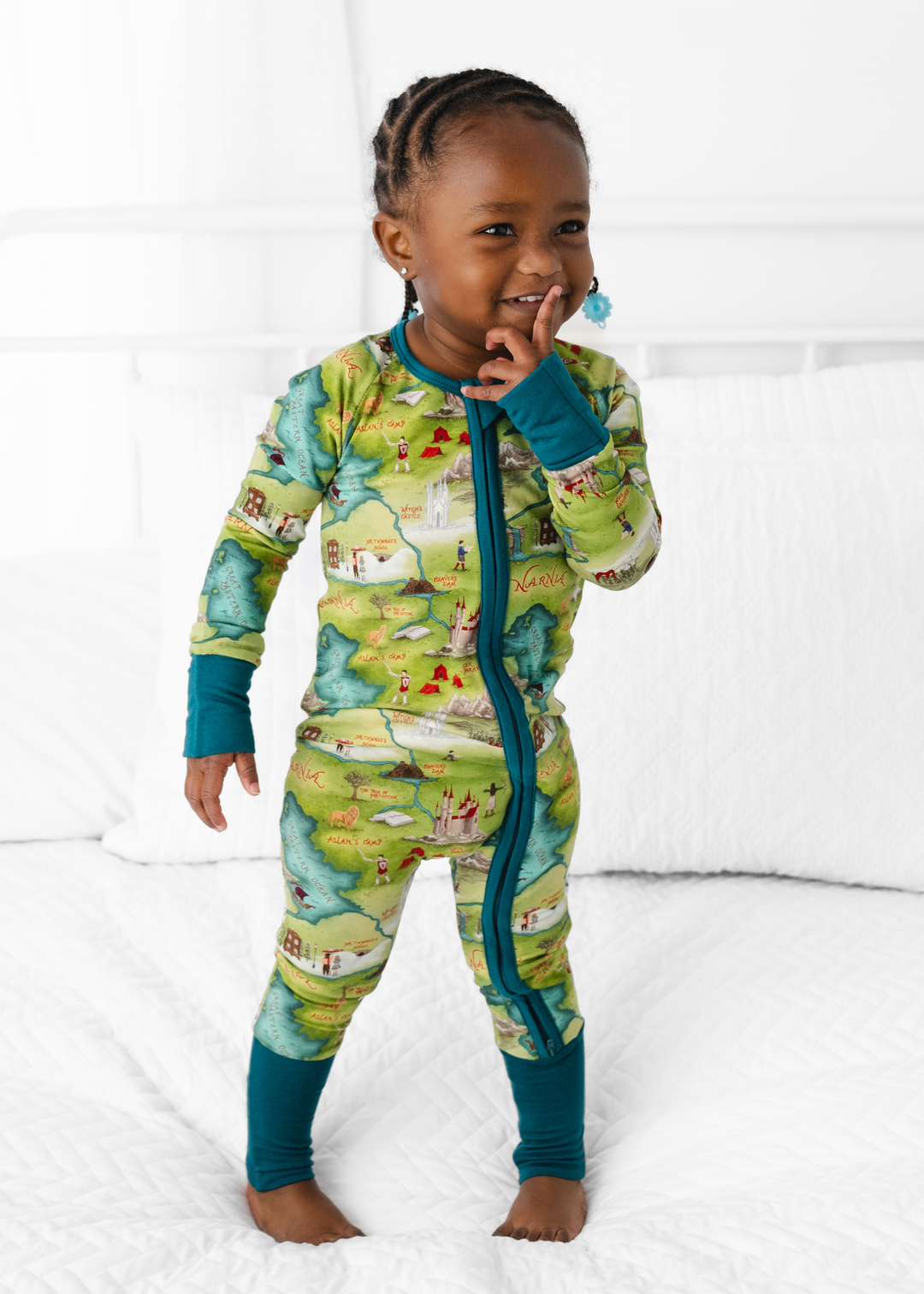 The Chronicles of Narnia® Bamboo Zippered Sleeper – Little Crowns The Chronicles of Narnia® Bamboo Zippered Sleeper – Little Crowns