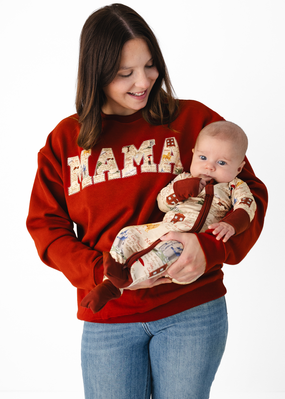 MAMA Crewneck Sweatshirt - The Chronicles of Narnia