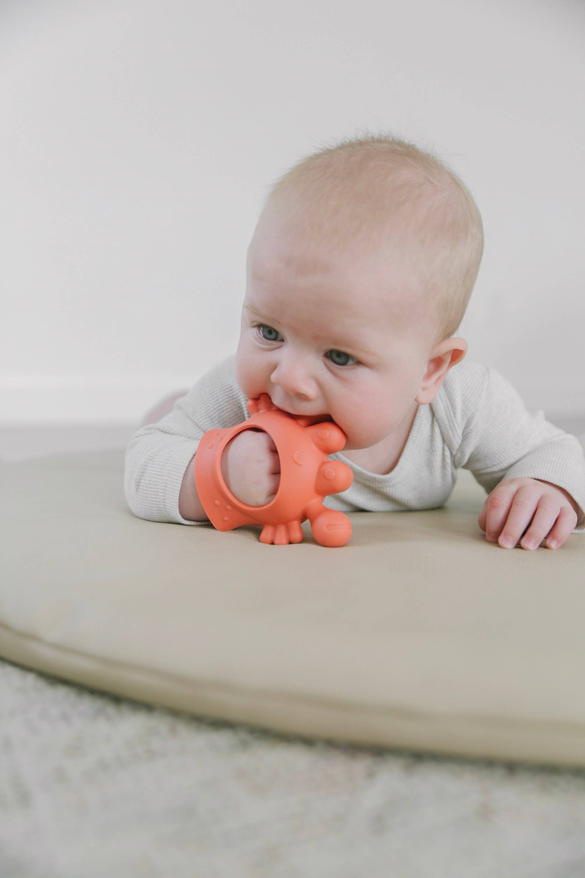 Crab Bitzy Grip™ Teething Toy – Little Crowns & Capes