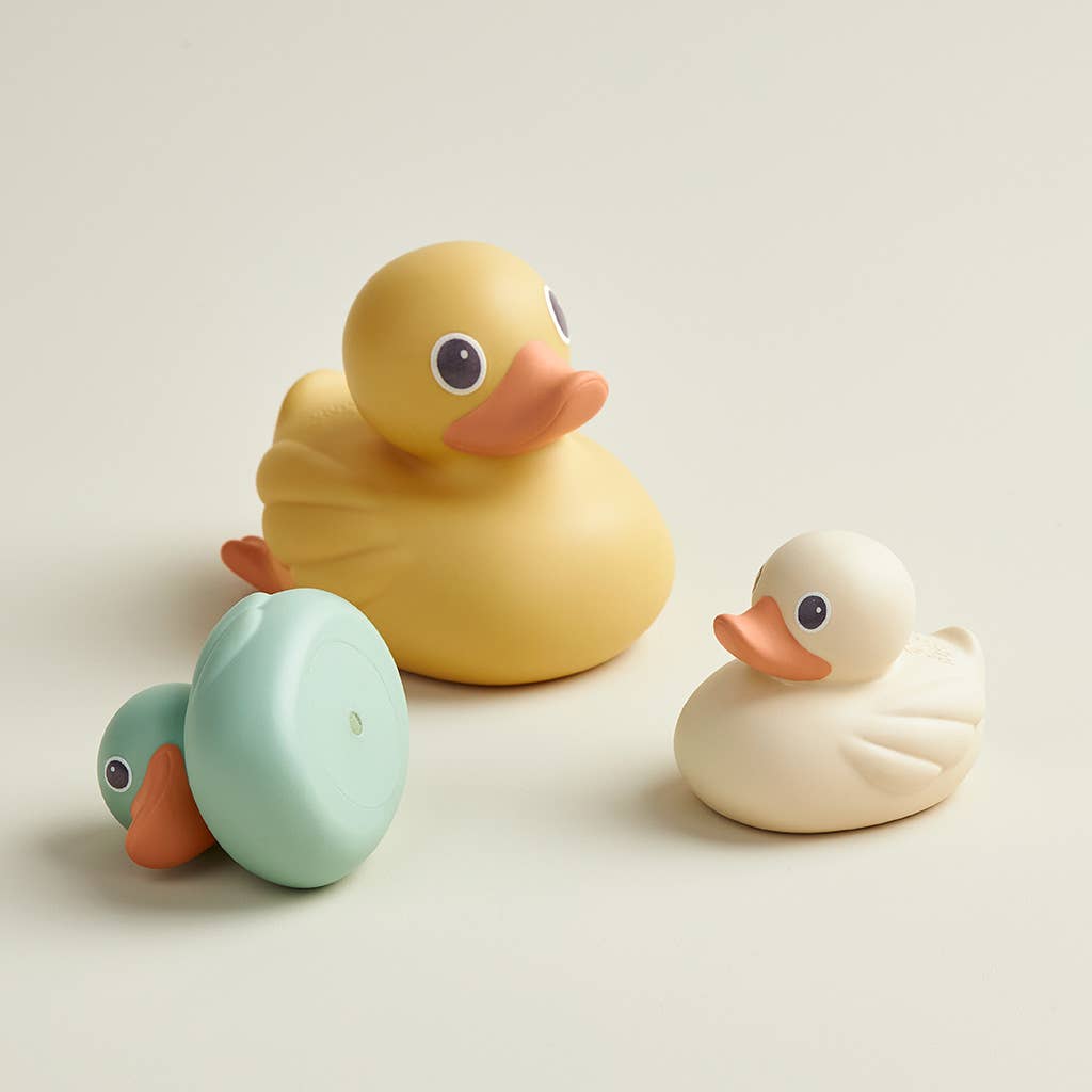 *NEW OPTION* Itzy Ducky Family™ - Bath + Water Table Toys: Duck