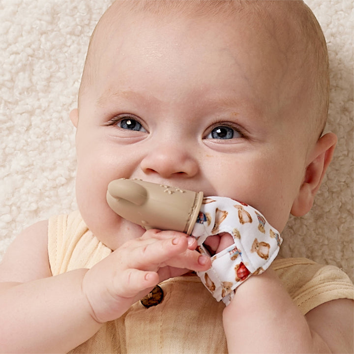 Teething Mitt Vintage bear Itzy Mitt®