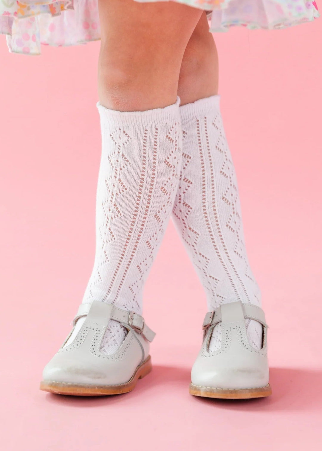 White Scalloped Fancy Knee High Socks